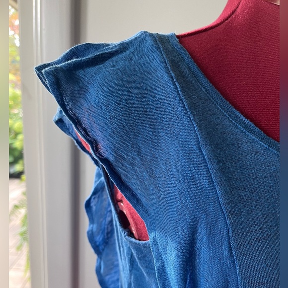 BEAUTIFUL BLUE LINEN T-SHIRT - Picture 7 of 7